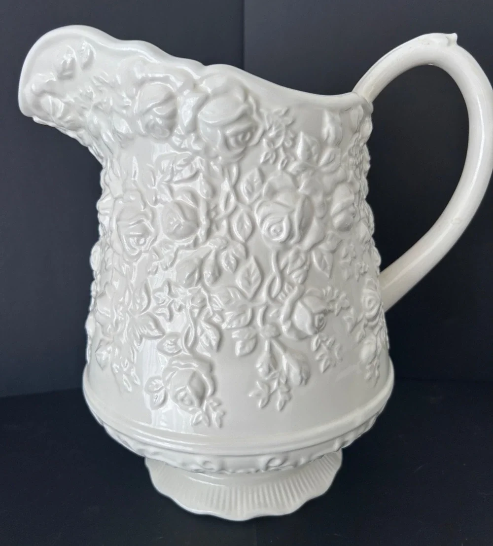 2004 Royal Albert Old Country Roses English Buffet Collection Pitcher, RARE
